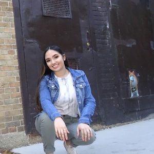 Meet your Posher, Luvia